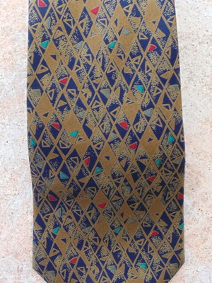 Silk tie Soufli used, good condition