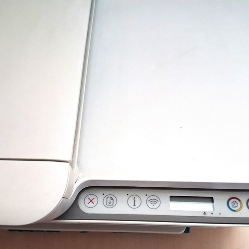 HP Deskjet Plus 4100 All in one series multifunction printer like new, wireless inkjet