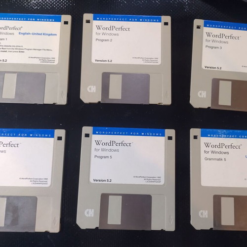 WordPerfect 5.2 for Windows used with Grammatik 5 UK, 5 floppy disks