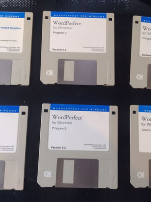 WordPerfect 5.2 for Windows used with Grammatik 5 UK, 5 floppy disks