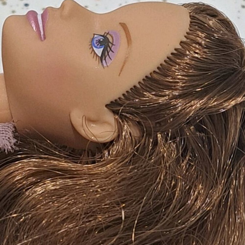 Barbie Erika from Princess and the Pauper Tea Party like new with dress flaws