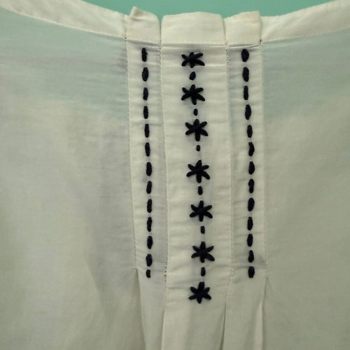 Weekend Max Mara white blouse with blue and black embroidery, like new