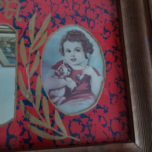 Lithograph Good Morning with Gold Inlays like new, burgundy color
