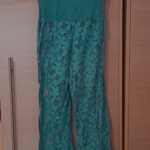 Lace pants used, size M, green with stain