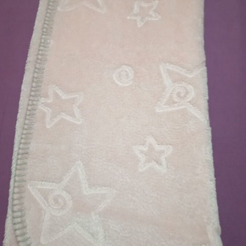 Baby blanket pink with embossed stars