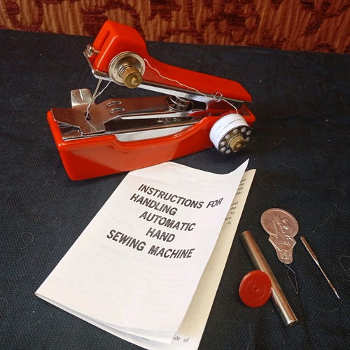 Mini handheld sewing machine new, portable for emergency sewing