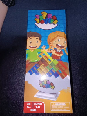 Tetra Tower balance game with 32 pieces