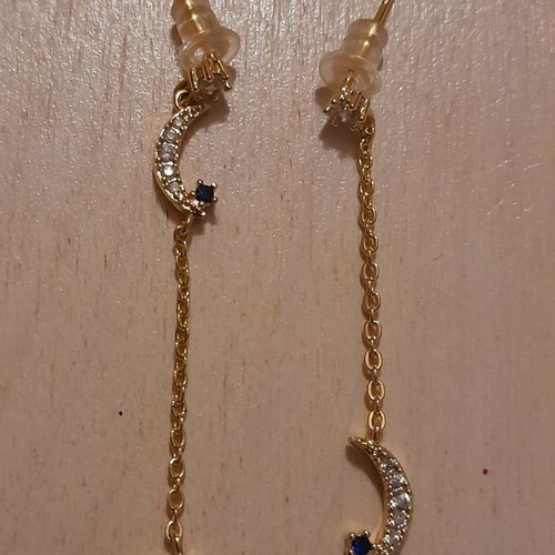 Dangling earrings new, crescent moon and star gold-colored
