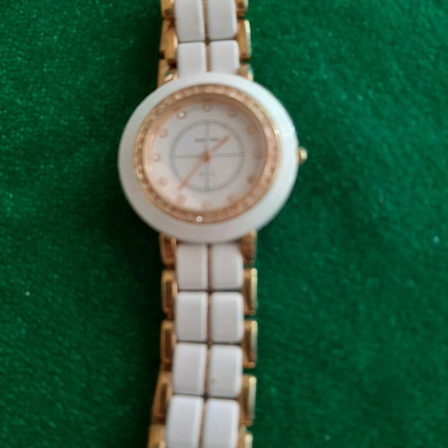 Sandra Fellini women's watch like new, white with rhinestones, 1985 era