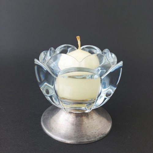 Flower candle holder with silver-plated base like new