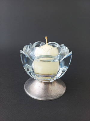 Flower candle holder with silver-plated base like new