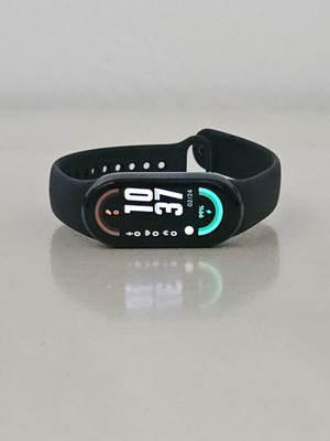 Xiaomi Smart Band 8 black fitness tracker