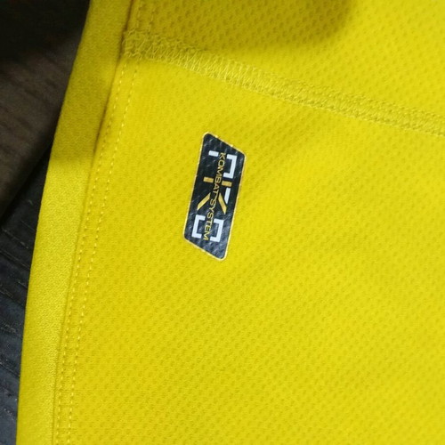 Aris Training Shirt used, authentic, size medium