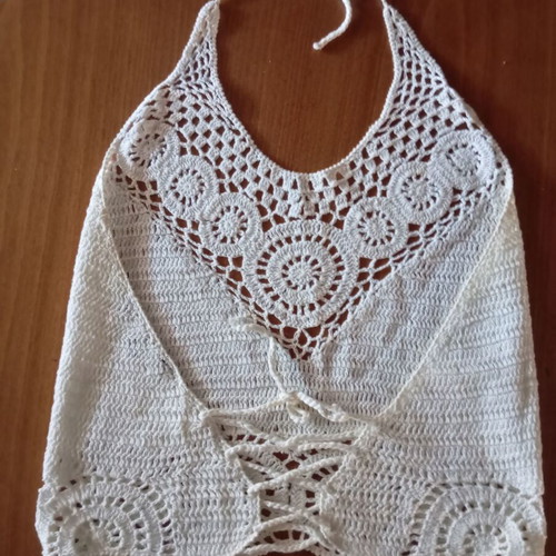 Teyli knitted top like new, white