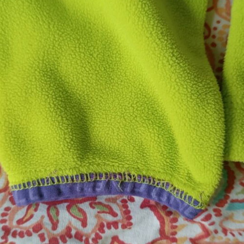 O'Neill fleece like new, size L, yellow
