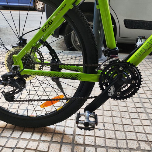 Mongoose Tyax Sport mountain bike, 26 inch, disc brakes