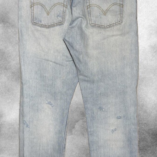 Levi's 501 Distressed Jeans like new, light wash