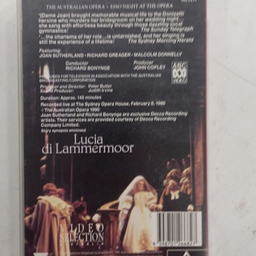 Video cassette Lucia di Lammermoor like new