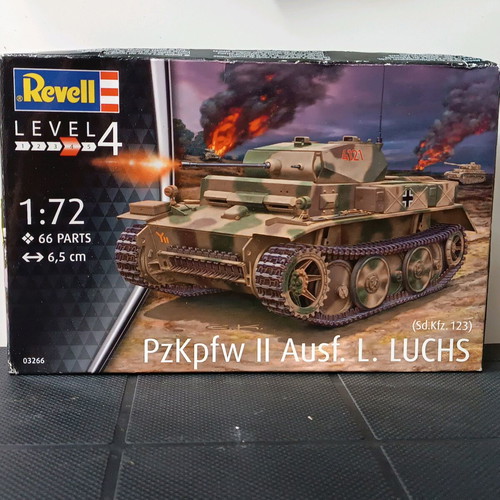Pzkpfw II Ausf. L LUCHS 1:72 tank model new