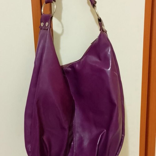 Handbag pvc purple used in good condition