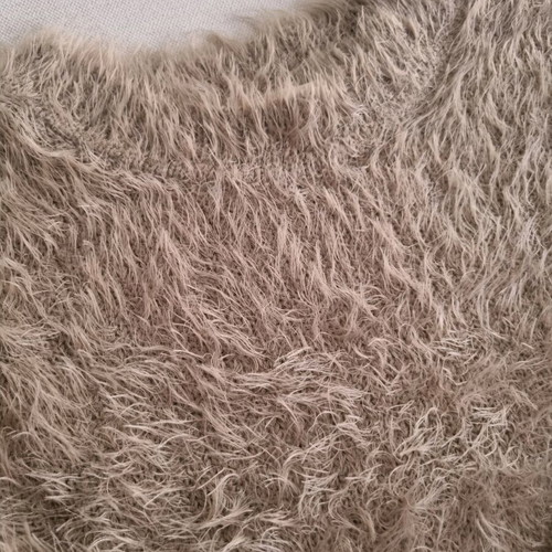 Fluffy cropped beige sweater new, one size