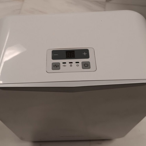 Ariston dehumidifier lightly used