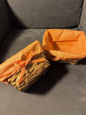 Decorative wicker baskets, pack of 2, orange fabric lining
