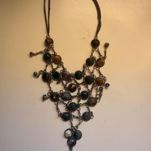 Alpaca necklace with multicolored stones