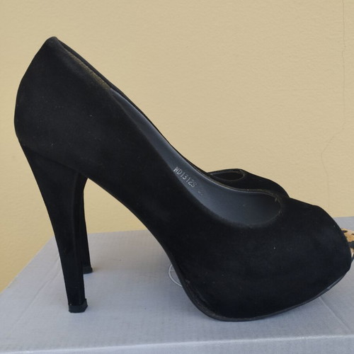 Suede shoes with animal print design used, size 37, platform heels