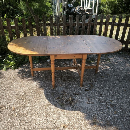 Folding table used, practical for kitchen and dining