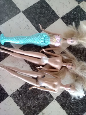 Barbie dolls used, set of 3, with missing parts