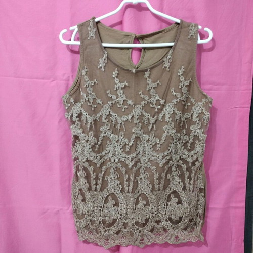 Cotton blouse with tulle lace and old gold lame like new, size M