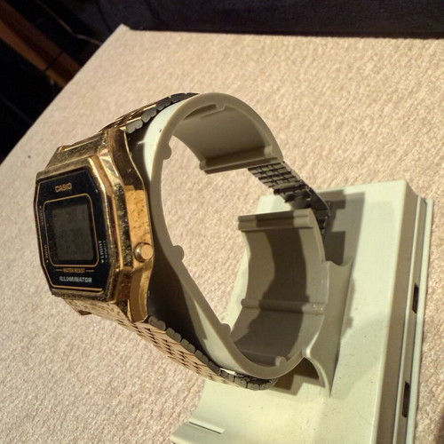 Casio watch gold like new