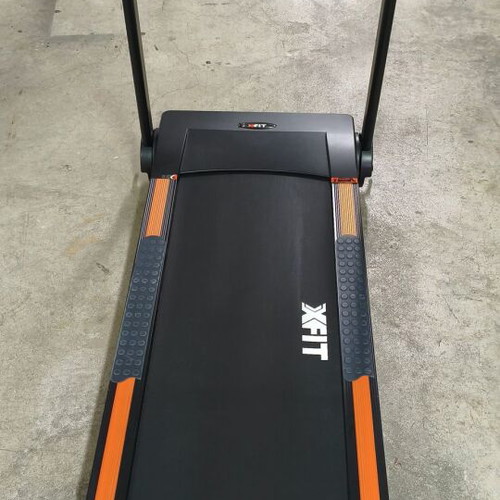 Xfit treadmill 2.5 hp, speed up to 16 km/h, 15-level electric incline