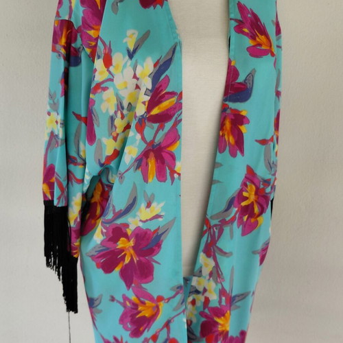 Kimono like new, colorful, size M