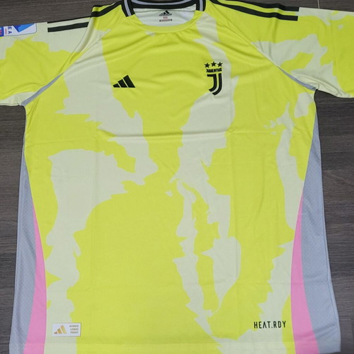 Juventus athletic jersey XXL official replica