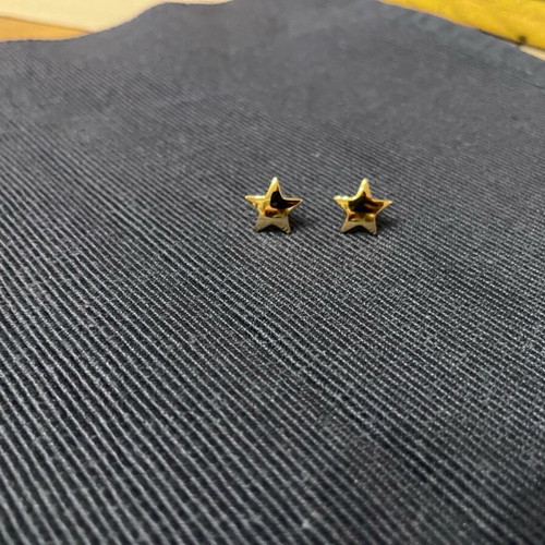 Folli Follie earrings used, star-shaped studs, gold