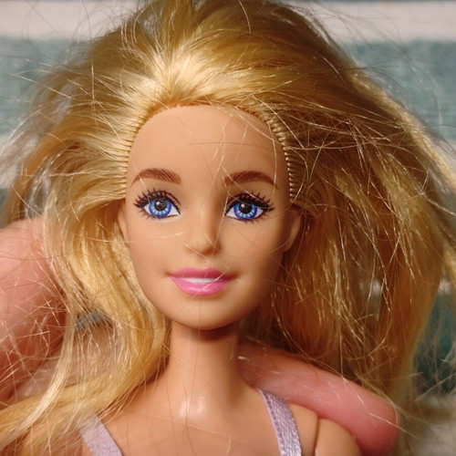 Barbie doll used, good condition