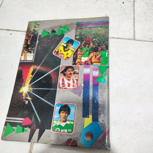 Vintage folder from 90s used