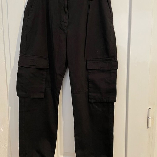 Bershka γυναικεία cargo παντελόνια 42 σαν καινούργια, μαύρα με ασημένιες λεπτομέρειες