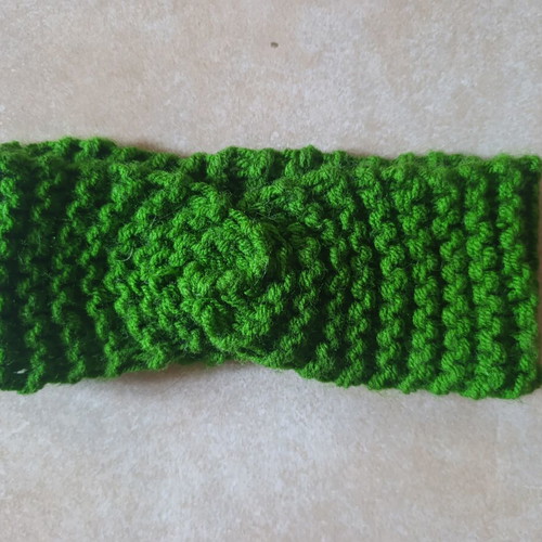 Knitted handmade headband 100% wool, new, green