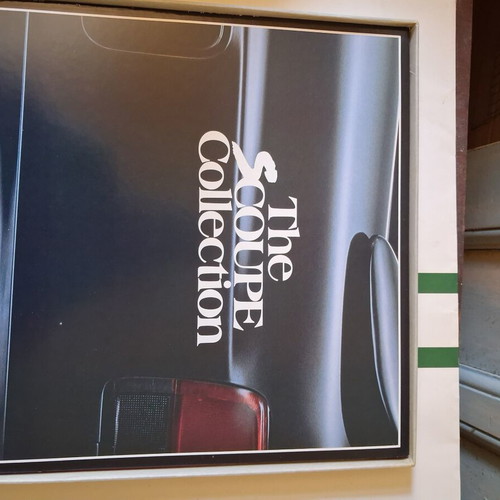 Hyundai The Best Seller Collection box set with 4 LP vinyl records like new