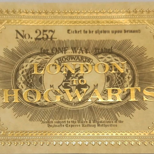 Collectible Hogwarts Express ticket replica like new