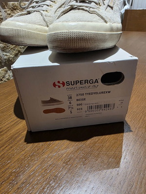 Γυναικείο παπούτσι πάνινο-τζιν Superga μεταχειρισμένο, μπεζ, νούμερο 38
