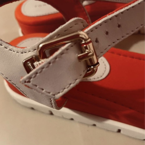 Tommy Hilfiger red criss-cross sandals size 40 like new