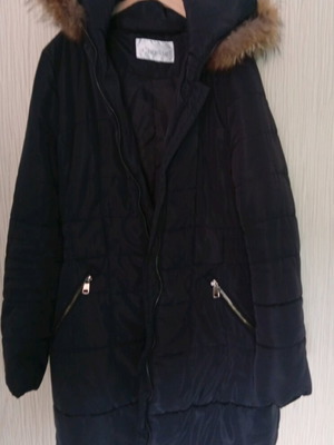 Women's jacket like new with detachable fur, black, size M
