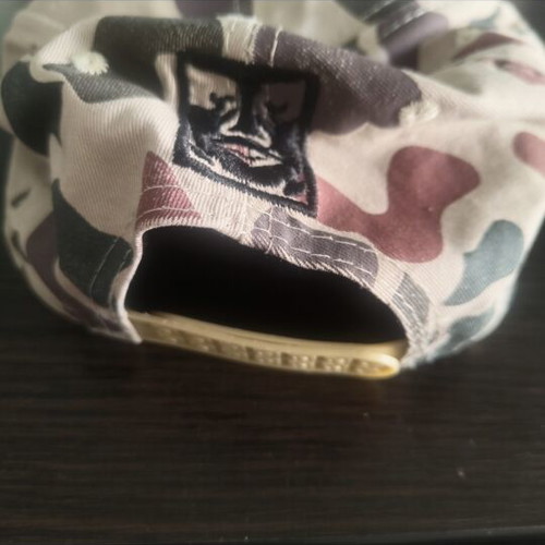 Obey Hat Snapback like new, multicolor