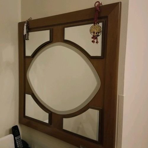 Mirror like new, 70cm x 70cm