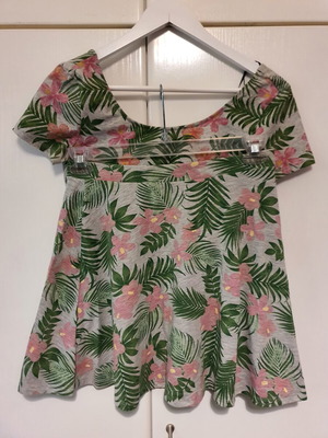 Floral skirt and crop blouse set like new, H&M, multicolor