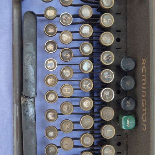 Remington typewriter from late 1930s